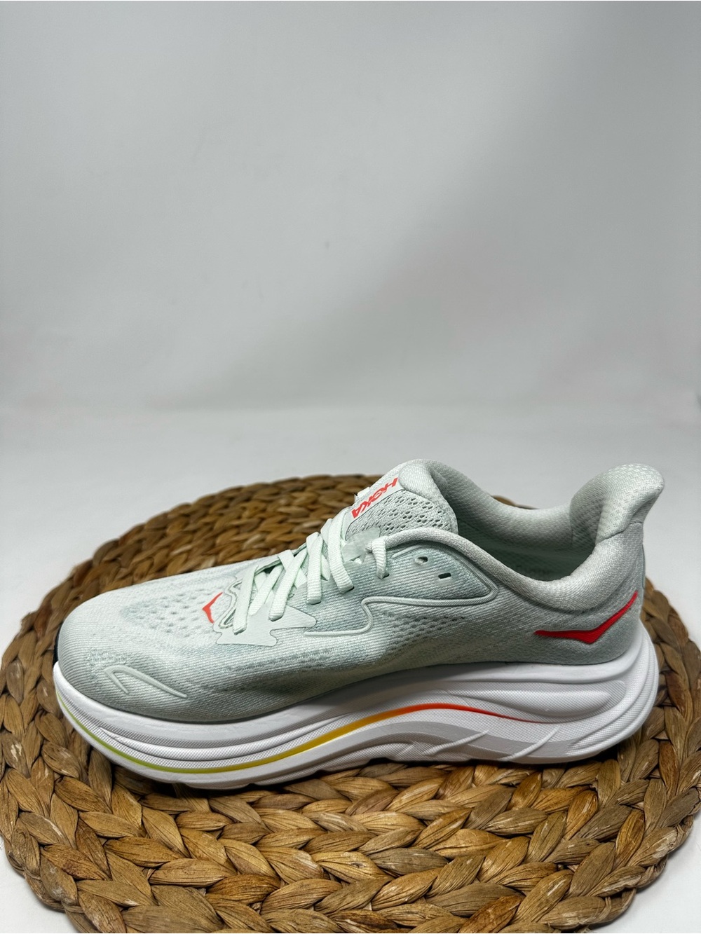 Hoka Women's Clifton 10 - Picture 2 of 10